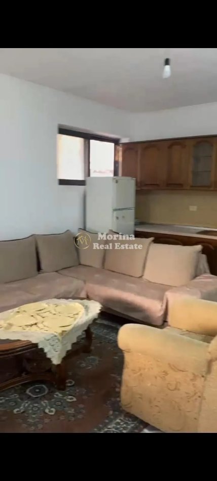 Tirane, jepet me qera shtepi 2+1 Kati 1, 65 m² 450 € (Rruga Slaudin Zorba)