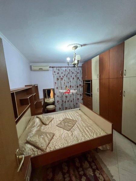 Apartament 3+1+2 me qera ne Bllok prane Shtepise Ofertave, Tirane (ID 4231470)