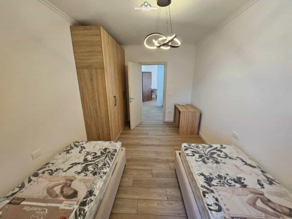 Tirane, jepet me qera apartament 2+1 Kati 2, 90 m² 800 € (kodra diellit)