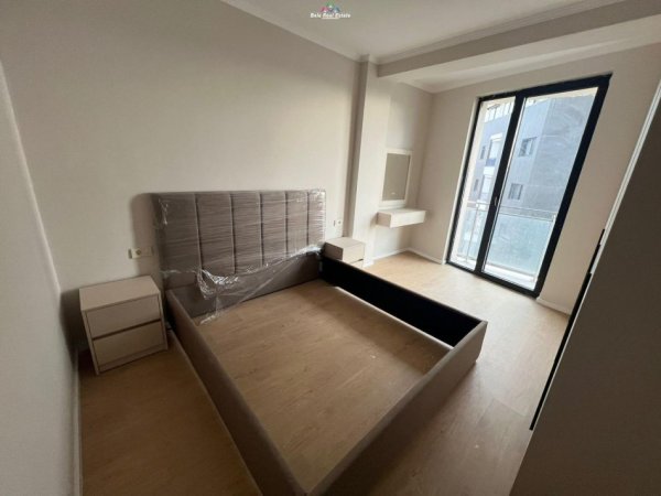 Tirane, jepet me qera apartament 2+1 Kati 5, 100 m² 1.000 € (mine peza)