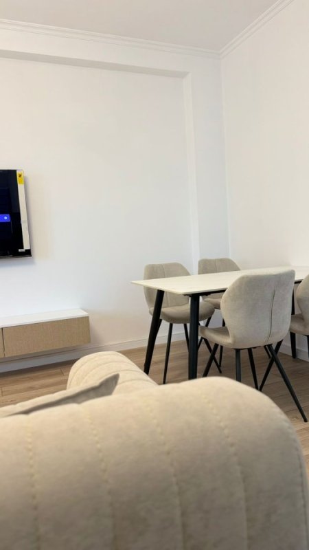 Tirane, jepet me qera apartament 2+1+Aneks+Ballkon Kati 5, 98 m² 800 € (Kodra e Diellit, tek hyrja e rezidences Kodra e Dillit 1)