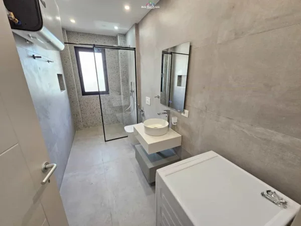 Tirane, jepet me qera apartament 2+1 Kati 2, 70 m² 800 € (kodra e diellit 1)
