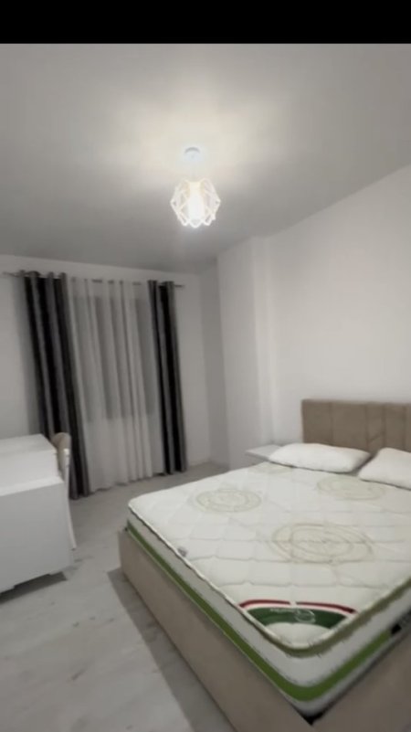 Tirane, jepet me qera apartament 2+1+Ballkon Kati 7, 100 m² 700 € (Don Bosco 2+1+2+Post Parkimi Plotesisht I Mobiluar)