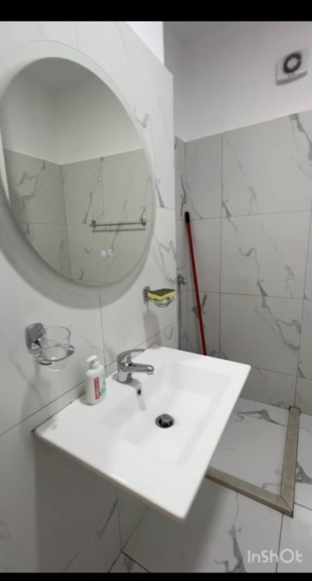 Tirane, jepet me qera apartament 2+1+Ballkon Kati 7, 100 m² 700 € (Don Bosco 2+1+2+Post Parkimi Plotesisht I Mobiluar)