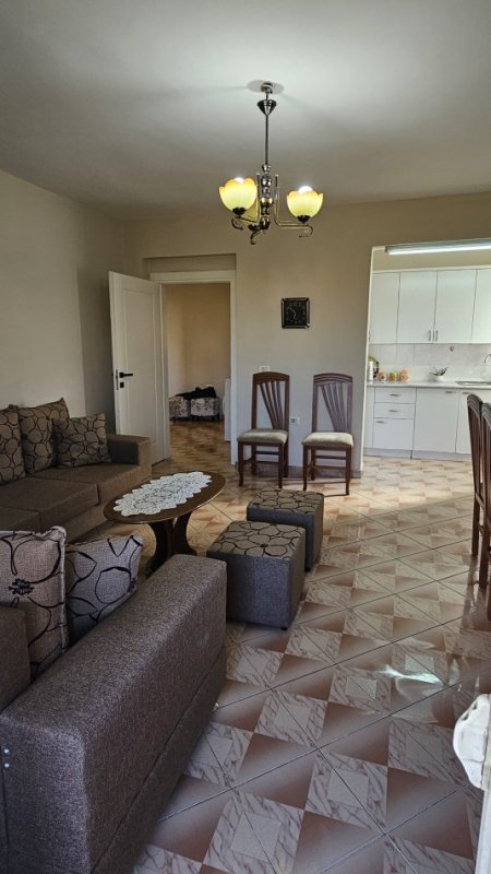 Tirane, jepet me qera apartament 2+1 Kati 5, 80 m² 500 € (MATERNITETI I RI)