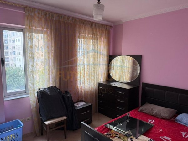 Tirane, jepet me qera apartament 1+1+Ballkon Kati 3, 62 m² 450 € (Astir)