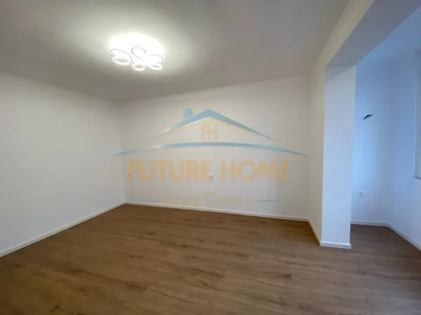 Tirane, shitet apartament 1+1 Kati 3, 30 m² 95.000 € (Myslym Shyri)