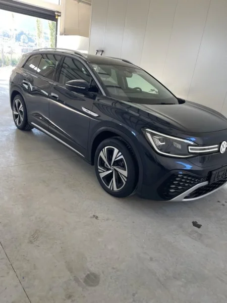 Tirane, shes makine elektrike SUV, blu automatik Kondicioner 38.150 km