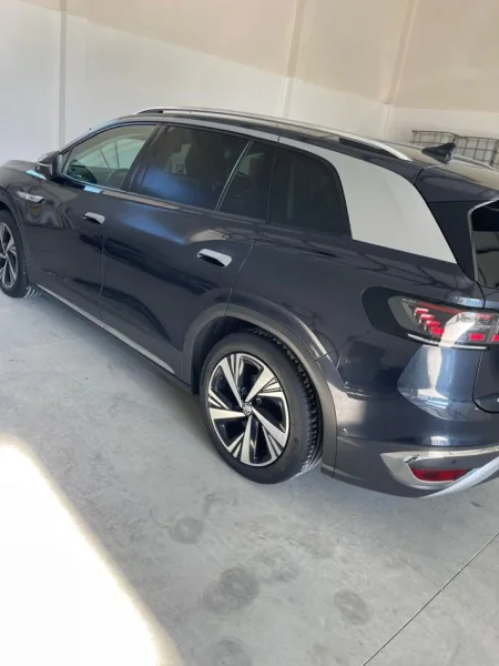 Tirane, shes makine elektrike SUV, blu automatik Kondicioner 38.150 km