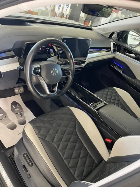 Tirane, shes makine elektrike SUV, blu automatik Kondicioner 38.150 km