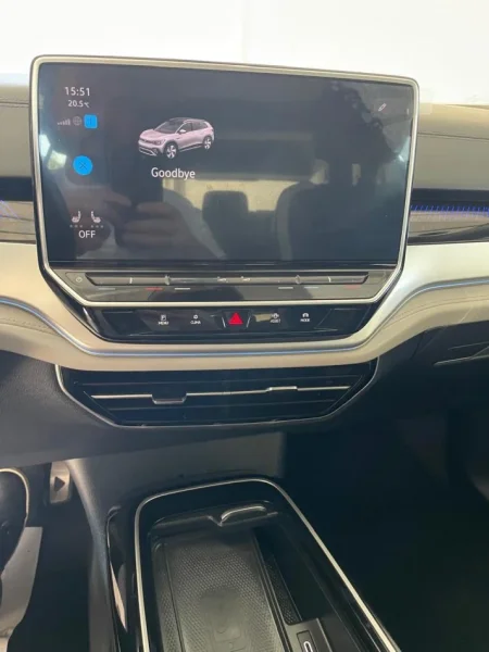 Tirane, shes makine elektrike SUV, blu automatik Kondicioner 38.150 km