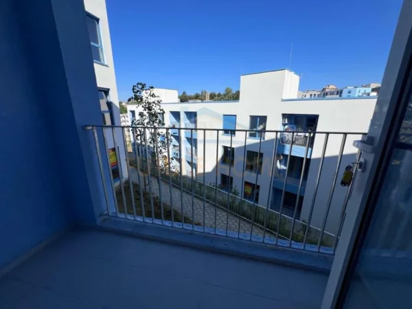 Tirane, shitet apartament 1+1+Ballkon Kati 2, 55 m² 77.000 € (Fresk)