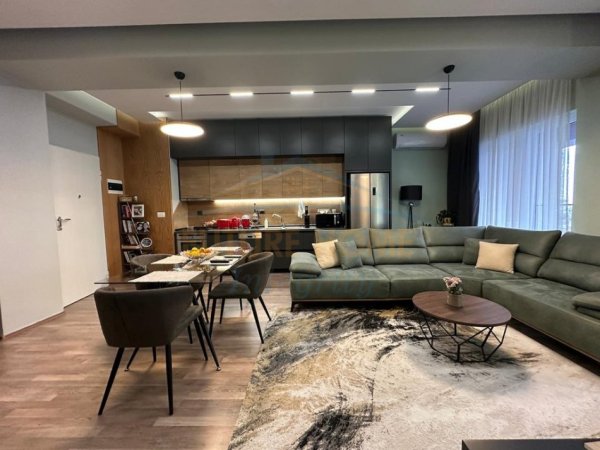 Tirane, shitet apartament 1+1+Aneks+Ballkon Kati 6, 78 m² 150.000 € (Kompleksi Mangalem)