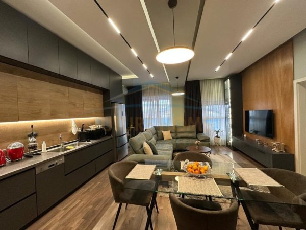 Tirane, shitet apartament 1+1+Aneks+Ballkon Kati 6, 78 m² 150.000 € (Kompleksi Mangalem)