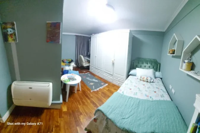 Tirane, shitet apartament 3+1 Kati 12, 360.000 € 