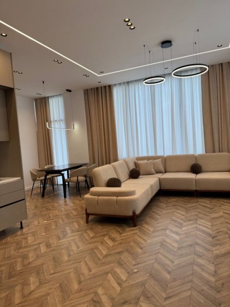 Tirane, jepet me qera apartament 1+1+Ballkon Kati 0, 65 m² 800 € (Kodra e Diellit)