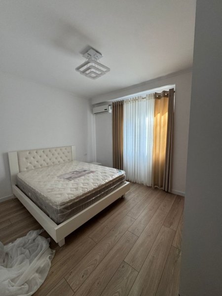 Tirane, jepet me qera apartament 2+1+Ballkon Kati 1, 85 m² 800 € (Kodra e Diellit)