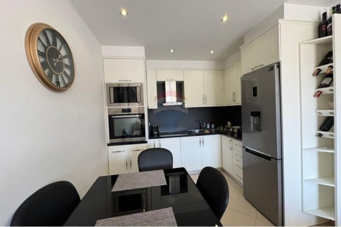 Tirane, jepet me qera apartament 2+1+Ballkon Kati 5, 105 m² 550 € (Rruga: Tom Plezha)