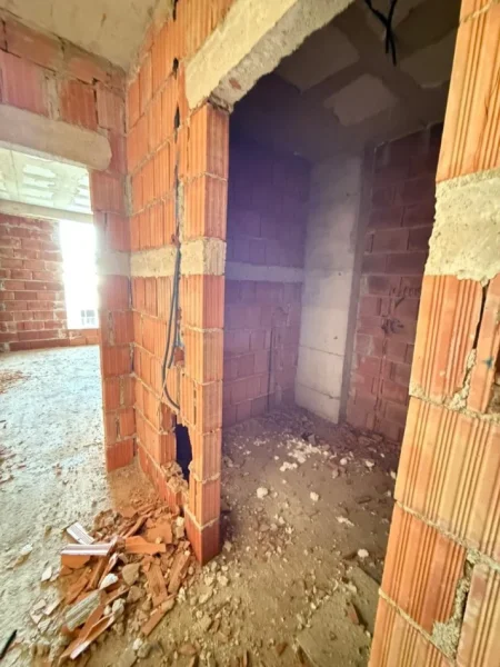 Tirane, shitet apartament 1+1+Ballkon Kati 3, 68 m² 94.612 € (Ali Demi)