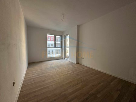 Tirane, jepet me qera apartament 2+1 Kati 5, 91 m² 350 € 
