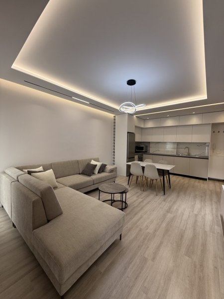 Tirane, jepet me qera apartament 1+1 Kati 3, 63 m² 700 € 