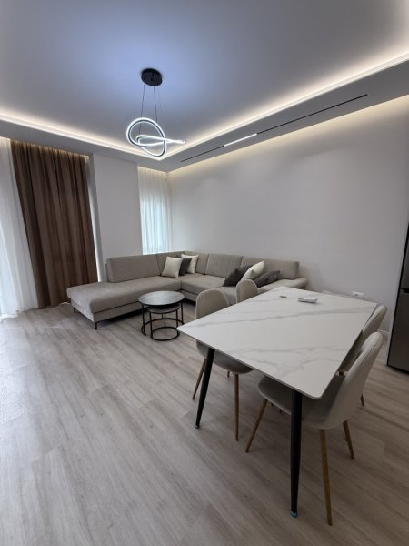 Tirane, jepet me qera apartament 1+1 Kati 3, 63 m² 700 € 