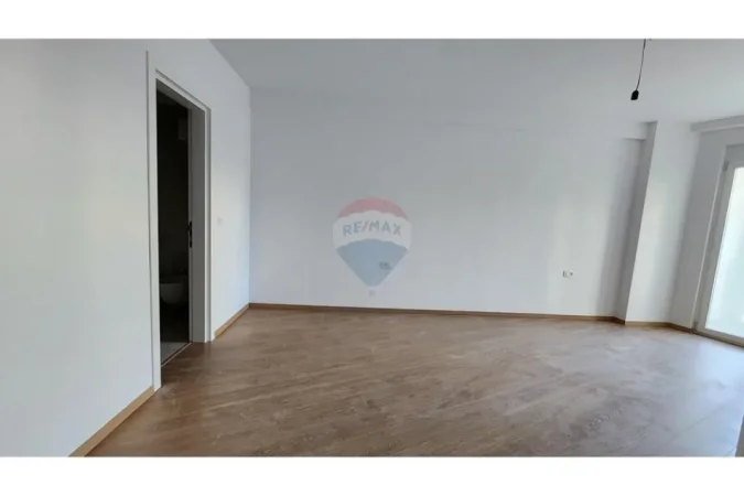 Tirane, shitet apartament 2+1 Kati 1, 128 m² 385.000 € (Rruga Faik Konica (ID: 530391004-339)