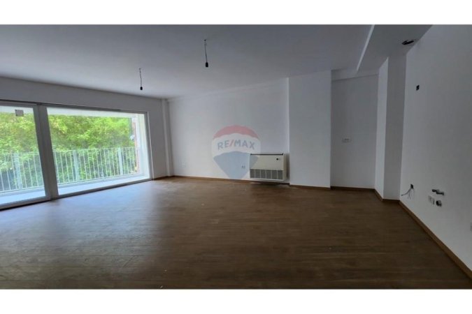 Tirane, shitet apartament 2+1 Kati 1, 128 m² 385.000 € (Rruga Faik Konica (ID: 530391004-339)
