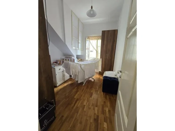 Durres, shes apartament duplex 2 Katshe , 183 m² 330.000 € 