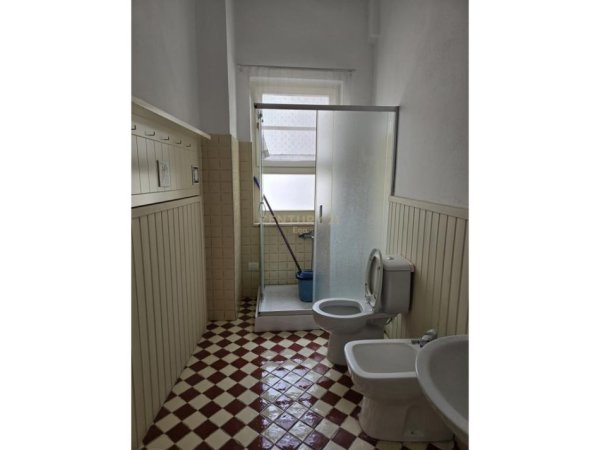 Durres, shes apartament duplex 2 Katshe , 183 m² 330.000 € 