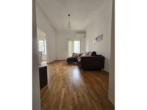 Durres, shes apartament duplex 2 Katshe , 183 m² 330.000 € 