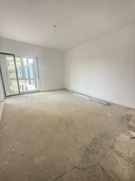 Tirane, jepet me qera zyre Kati 7, 60 m² 500 € 