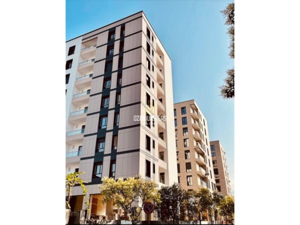 Tirane, jepet me qera ambjent biznesi Kati 0, 98 m² 1.800 € (Rruga Marie Kraja Tirana, Albania)