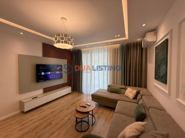 Tirane, jepet me qera apartament 2+1+Ballkon Kati 5, 110 m² 800 € (Porcelan)
