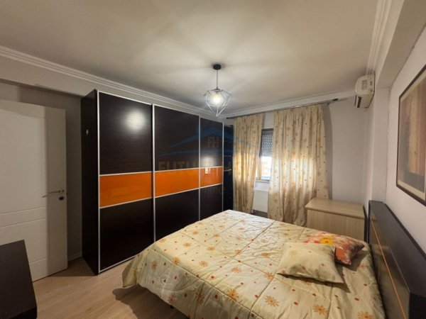 Tirane, jepet me qera apartament 3+1 Kati 6, 125 m² 1.100 € (Qender , Rruga Sulejman Pasha)