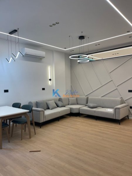 Tirane, jap me qera apartament 2+1 Kati 0, 85 m² 900 € (Kodra e Diellit)