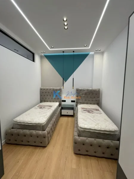 Tirane, jap me qera apartament 2+1 Kati 0, 85 m² 900 € (Kodra e Diellit)