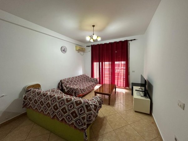 Tirane, jepet me qera apartament 3+1+2 Kati 8, 150 m² 900 € (Kompleksi Vizion Plus)