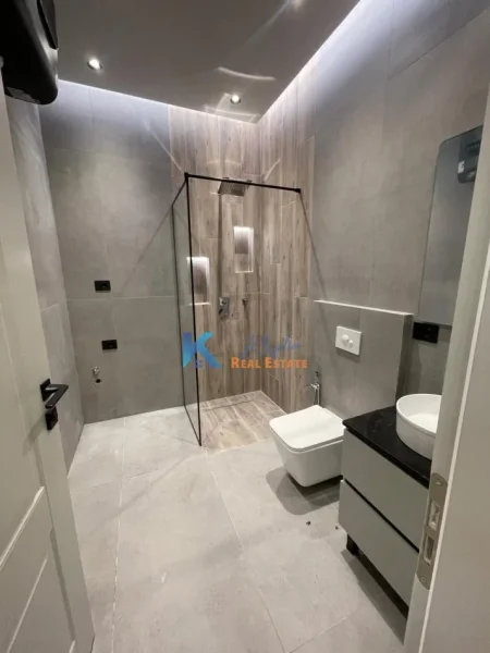 Tirane, jap me qera apartament 1+1 Kati 0, 70 m² 800 € (Kodra e Diellit, afer rezidences Kodra e Diellit 1)