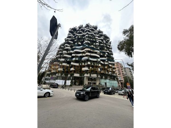 Tirane, shitet apartament 2+1 Kati 6, 211 m² 