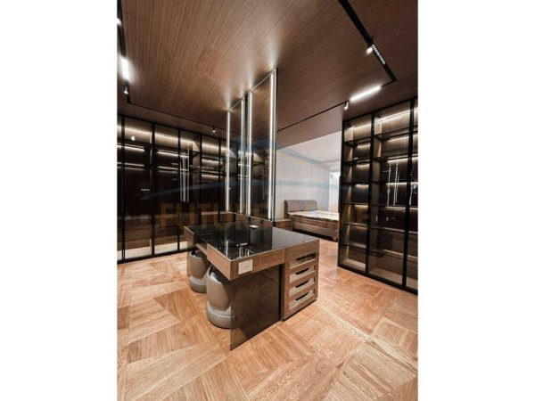 Tirane, shitet apartament 2+1 Kati 6, 211 m² 