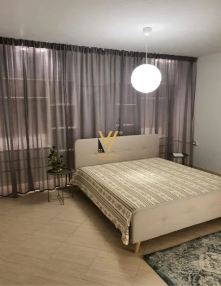 Tirane, jepet me qera apartament 1+1+Ballkon Kati 6, 91 m² 600 € (QYTET STUDENTI)