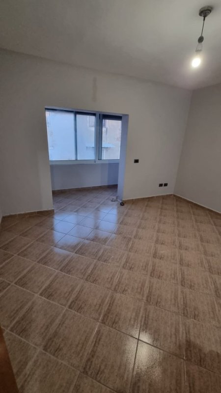 SHITET OKAZION APARTAMENT 1+1 ME HIPOTEKË NE ALLIAS , 70.000 €uro