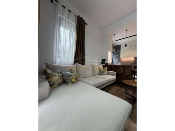 Tirane, jepet me qera apartament 2+1+Aneks+Ballkon Kati 1, 82 m² 750 € (REZIDENCA KODRA E DIELLIT II)