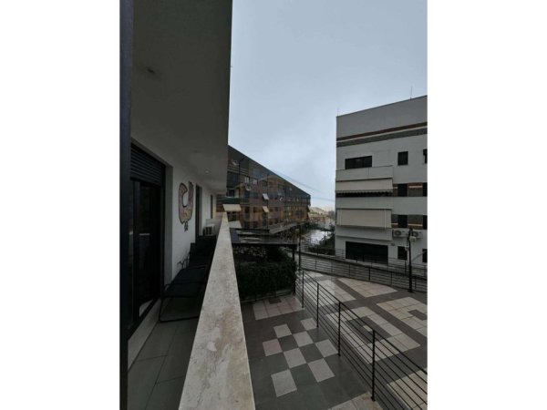 Tirane, jepet me qera apartament 2+1+Aneks+Ballkon Kati 1, 82 m² 750 € (REZIDENCA KODRA E DIELLIT II)