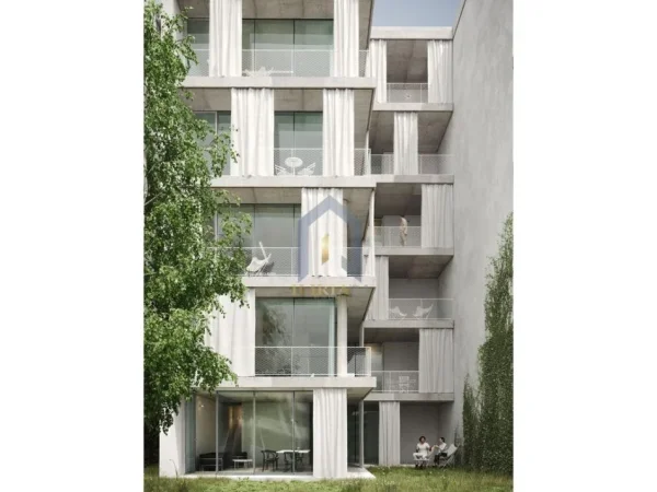 Tirane, shitet apartament 2+1+Ballkon Kati 2, 169 m² 295.155 € (Mjull Bathore)