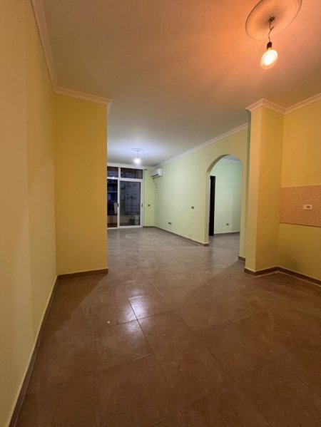 Shitet Apartament 2+1 |📍 Astir, pranë Fratarit