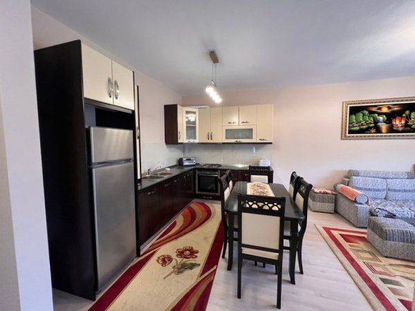 Tirane, shitet apartament 3+1 Kati 2, 100 m² 160.000 € (Selite)