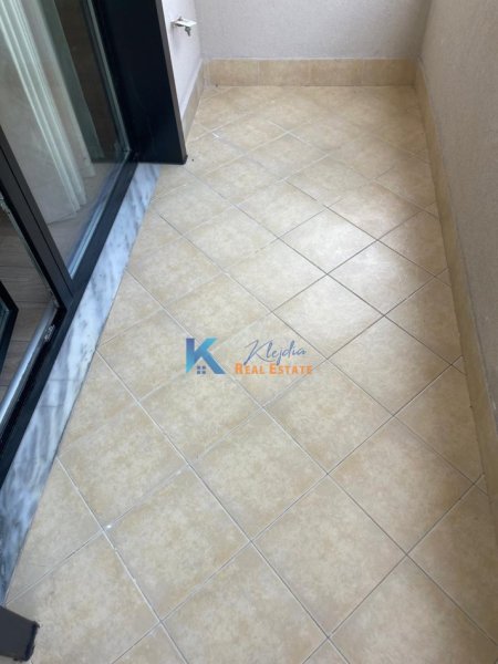 Tirane, jap me qera apartament 2+1+Ballkon Kati 2, 85 m² 800 € (Kodra e Diellit)