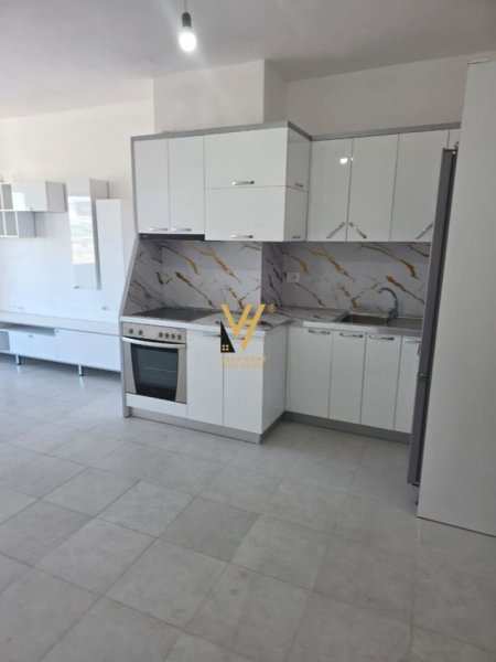 Tirane, shitet apartament 1+1+Ballkon Kati 3, 72 m² 90.000 € (KTHESA E KAMZES)